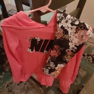 Girl toddler size 3t nike outfit.